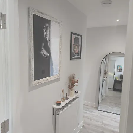 شقة Stylish Harbourside بريستول